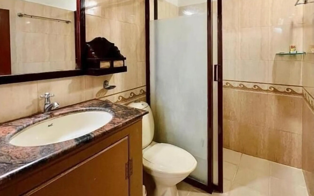Reds Residency - Homestay