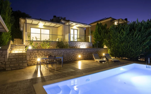 Drimonari Villas