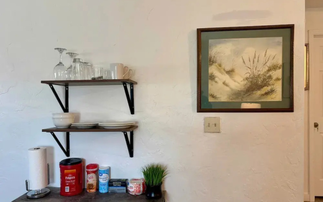 Fully-furnished Studio With Rustic Design 36B