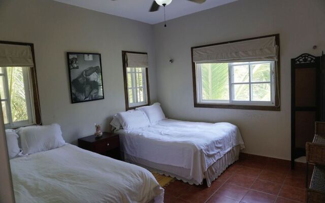 Baoba Breeze Bed & Breakfast