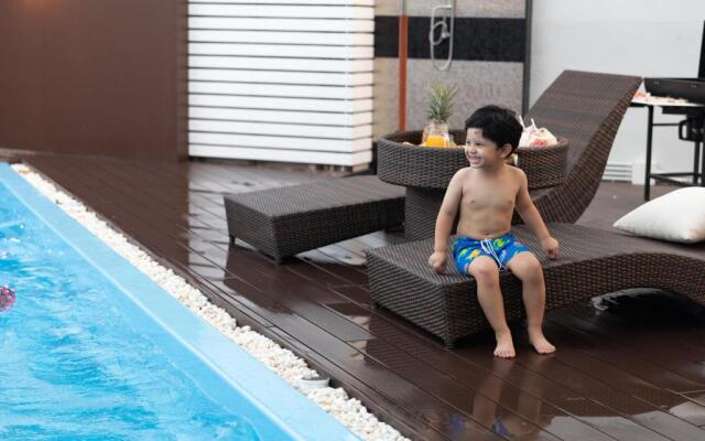 Villa 55 - Fun Water Slide