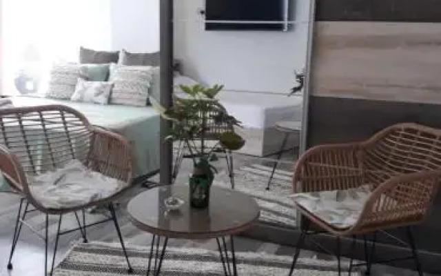 Ucha Guest House