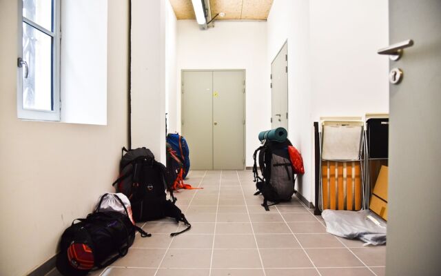 S'cool Hostel