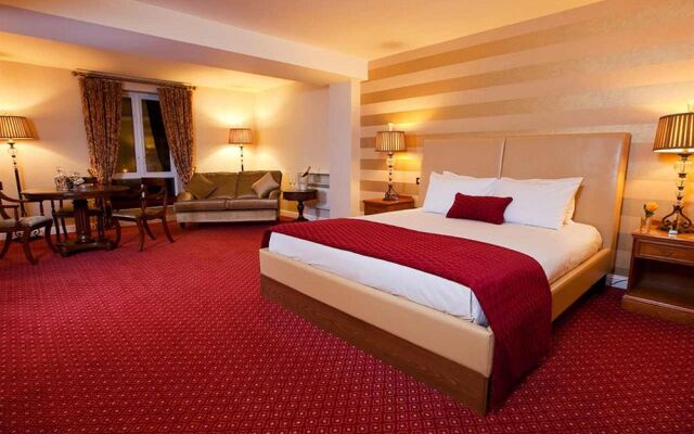 Galway Bay Hotel