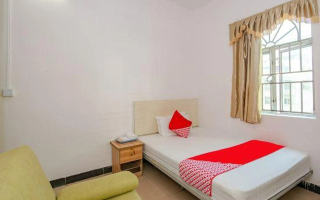 Longqiang Hostel