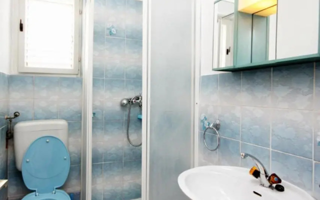 Apartments and rooms with parking space Barbat, Rab - 5070