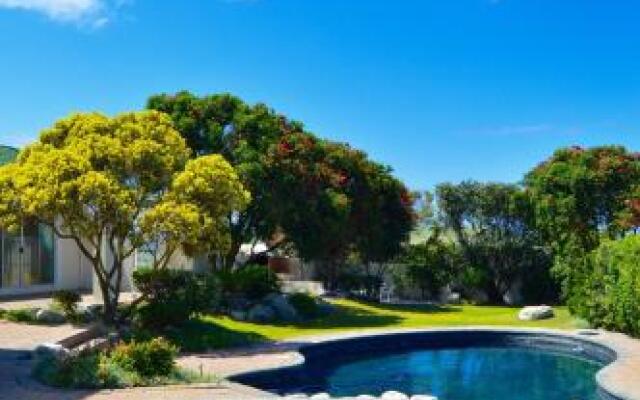 63 Whalerock Estate