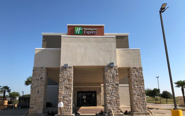 Holiday Inn Express : Hillsboro I-35, an IHG Hotel