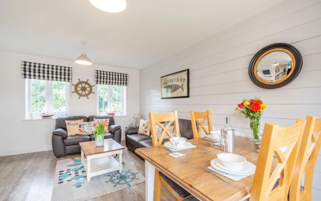 Lilipad Cottage