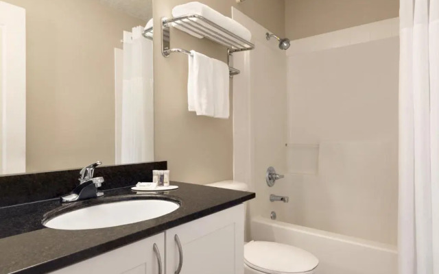 Days Inn & Suites Yellowknife