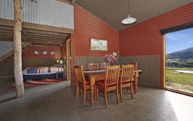 Studio @ Quins Gap Retreat