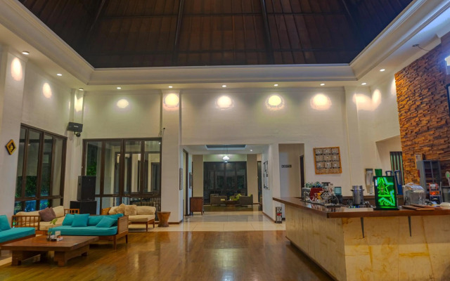 Jambuluwuk  Convention Hall & Resort Batu