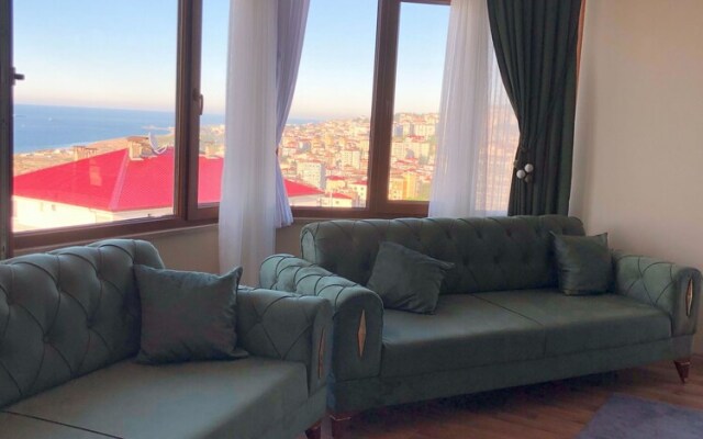 Luxury And Comfort In The City Center