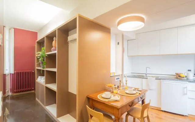 Viav by Rent All Como