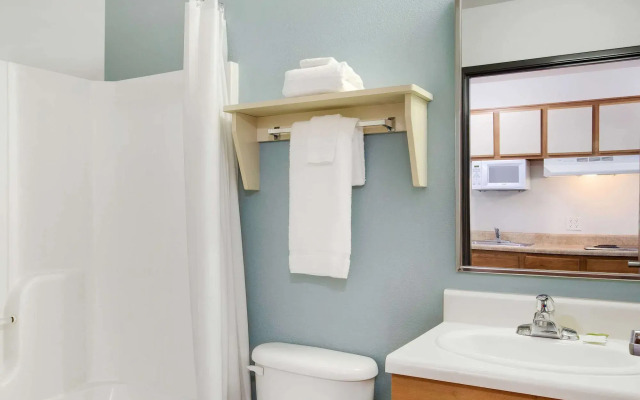 WoodSpring Suites Jacksonville East 295 Cruise Port