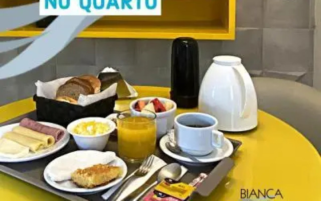 Bianca Praia Hotel