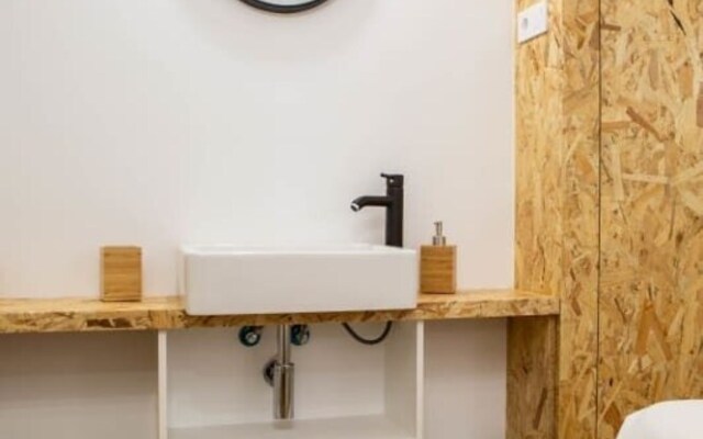 Charming & Modern 2bed in Madrid's City Center