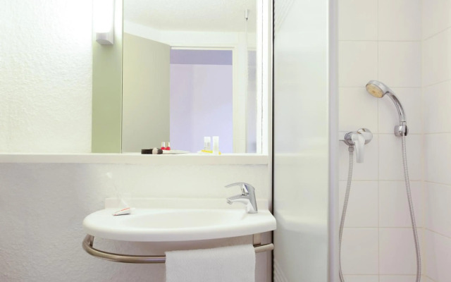 ibis budget Tarbes