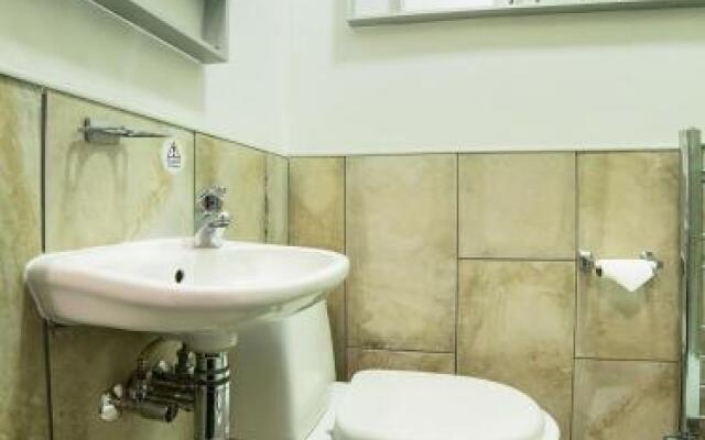 Hotel 119