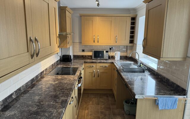 Entire 4-bed House in Sunderland