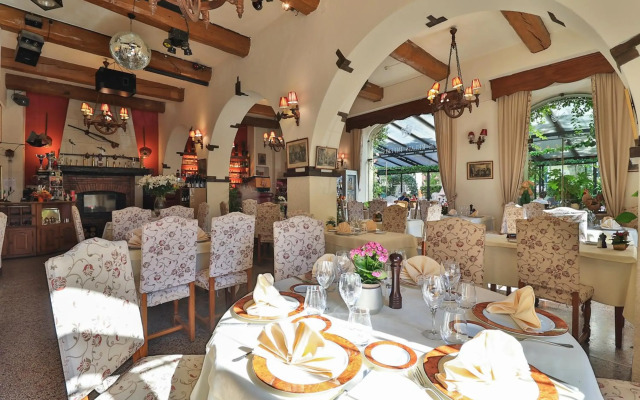 Logis Hotel Le Relais Imperial