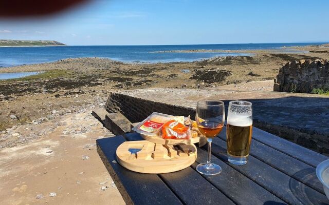 YHA Port Eynon