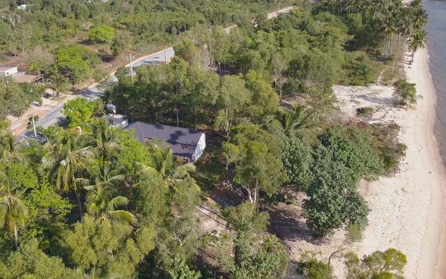 Cashew Cashew Villa