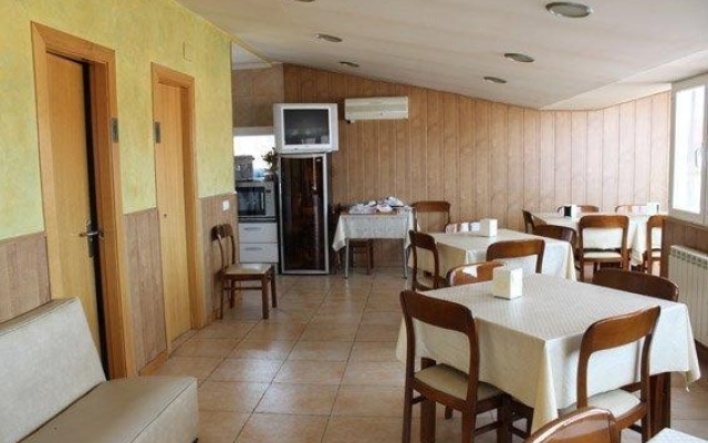 Hostal Valle del Iregua