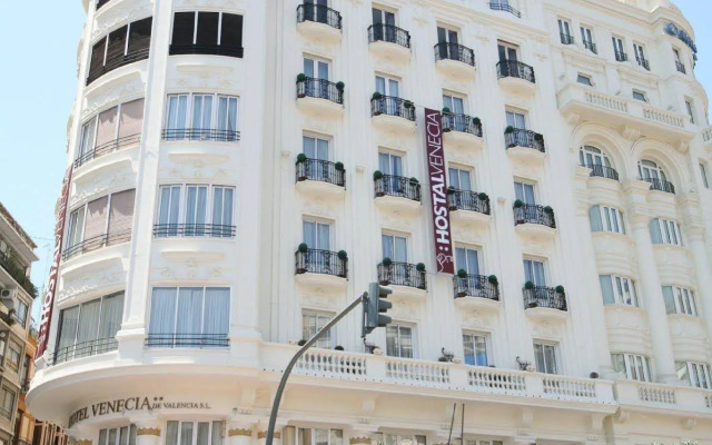 Venecia Plaza Centro Hotel