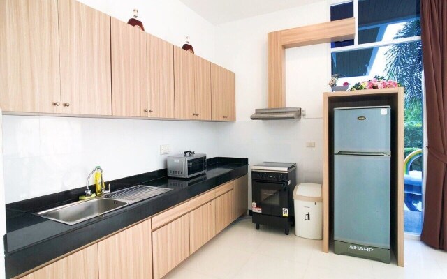 Lae Lay Suites