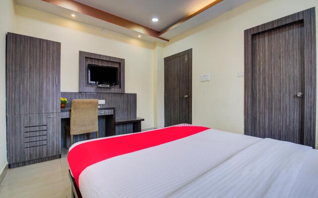 OYO Flagship 1805 Blue Orchid Corporate Inn