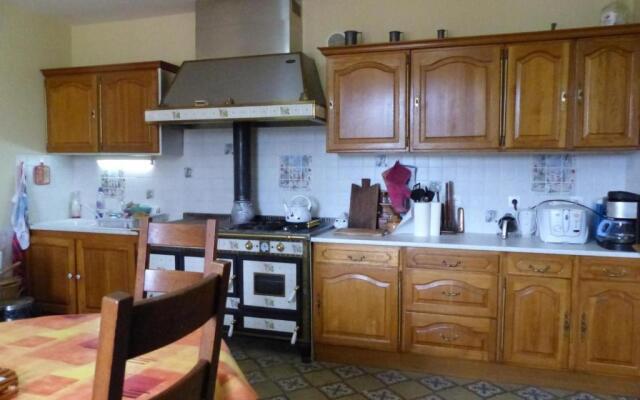 Gîte Arfeuilles, 5 pièces, 11 personnes - FR-1-489-280