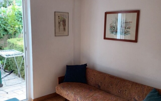 Bor - Cosy & Afordable - A1