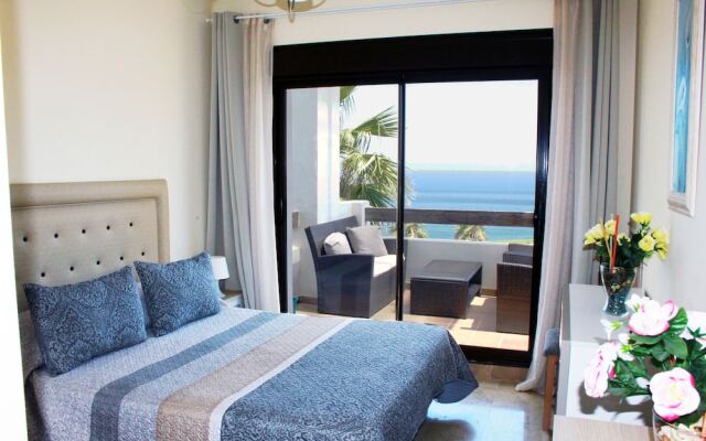 2 bedrooms apartment with sea view