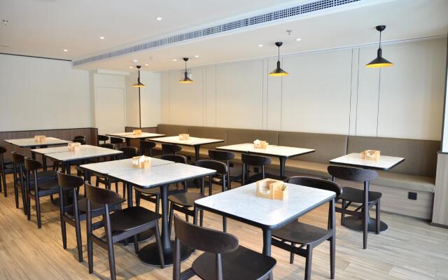 Hanting Hotel Harbin Xuefu Road Hada Market