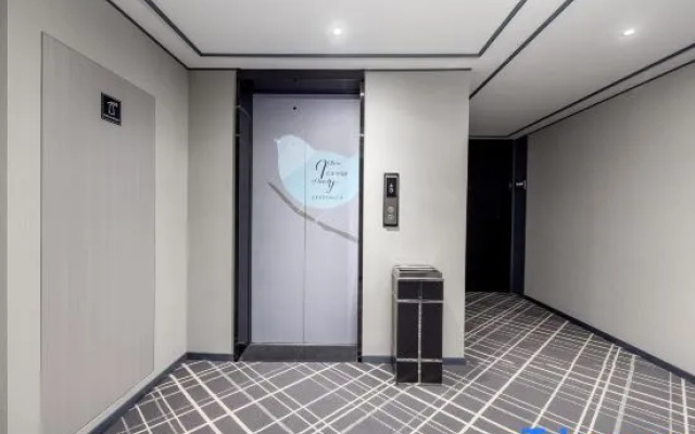 Xana Hotelle Hotel (Xinyang Shifan Daxue Tanshan Xiaoqu) – Hotel Rooms – Xinyang