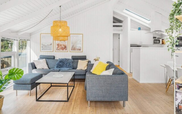8 Person Holiday Home in Albaek-by Traum