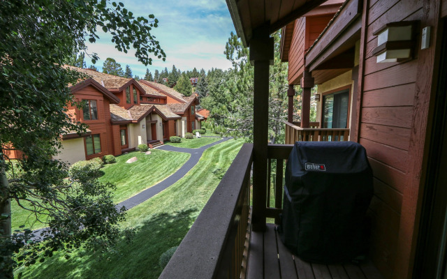 Snowcreek III #415 Condo