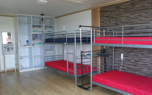 Jeju Baramuieondeok Guest House