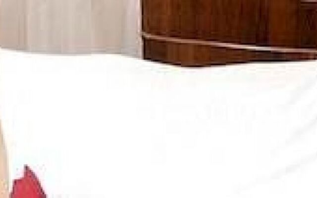 Adinkra Plaza Hotel