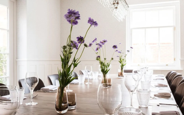 Beverley Arms Hotel