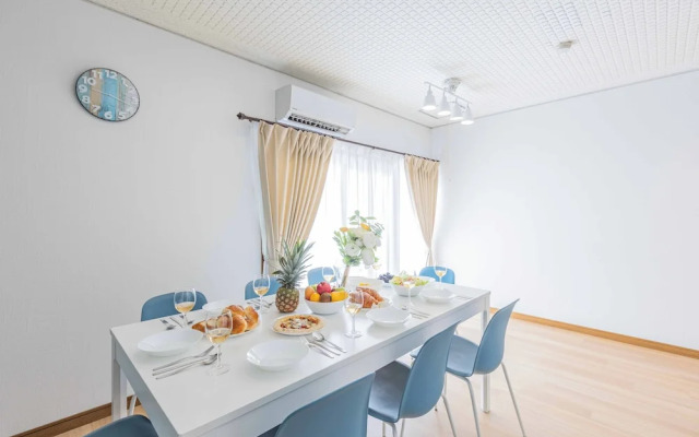 Azami Ann Maisonette