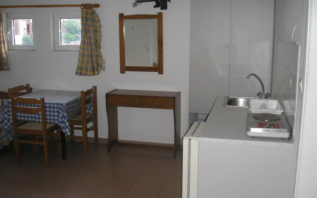 Dimitra Apartments