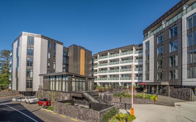 Premium Brand New Central Apt - Carpark