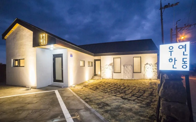 Wooyeon Handong Jeju Private Rental House