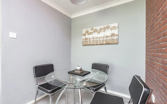 Nightingale Suite by Kasar Stays