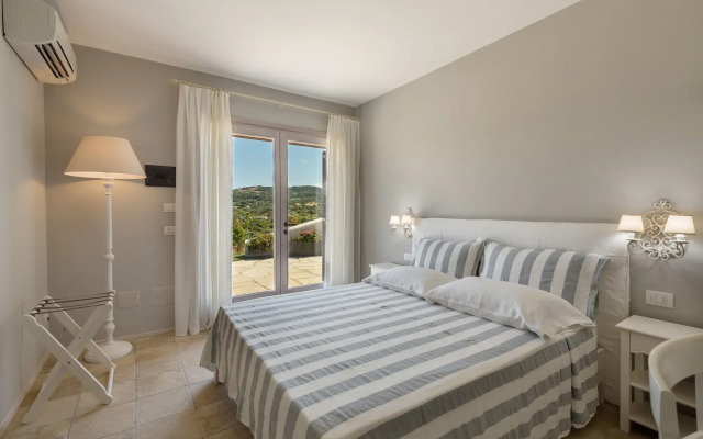 Tenuta Petra Bianca