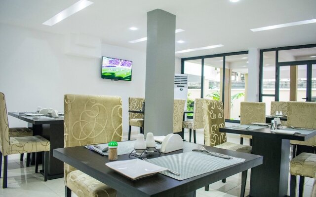 Ziroc Residence