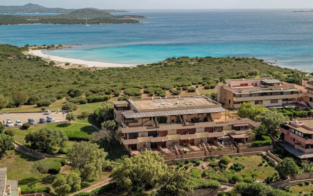 Rena Bianca House by Wonderful Italy