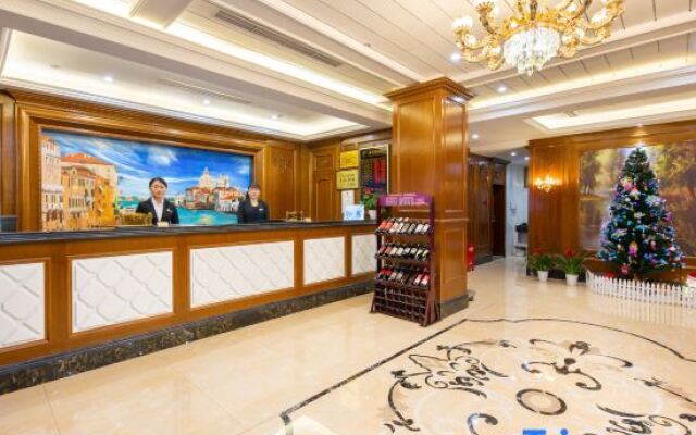 Yiwu Defeng Hotel